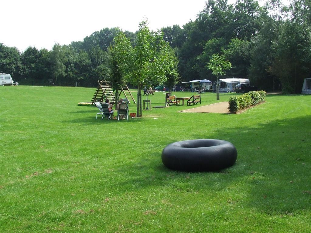 Holiday Home Ossa Basecamp Sint Odiliënberg Pokój zdjęcie